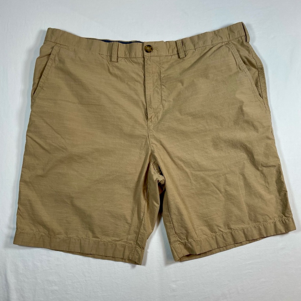 Tommy Hilfiger Men's Khaki Flat Front Shorts, Size 40